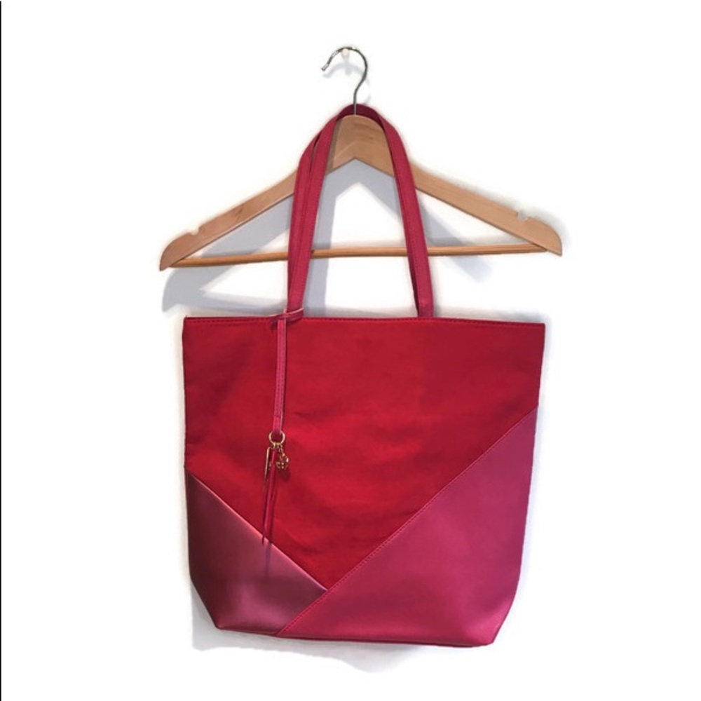 Shoulder bag / purse , red & pink colour blocked
